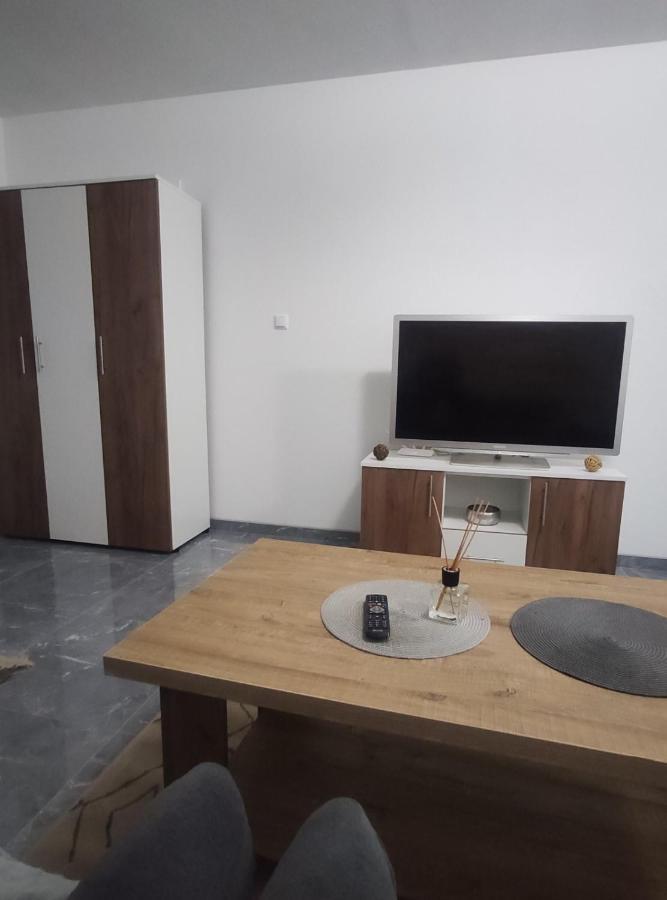 Neer Apartment Zivinice Exterior photo